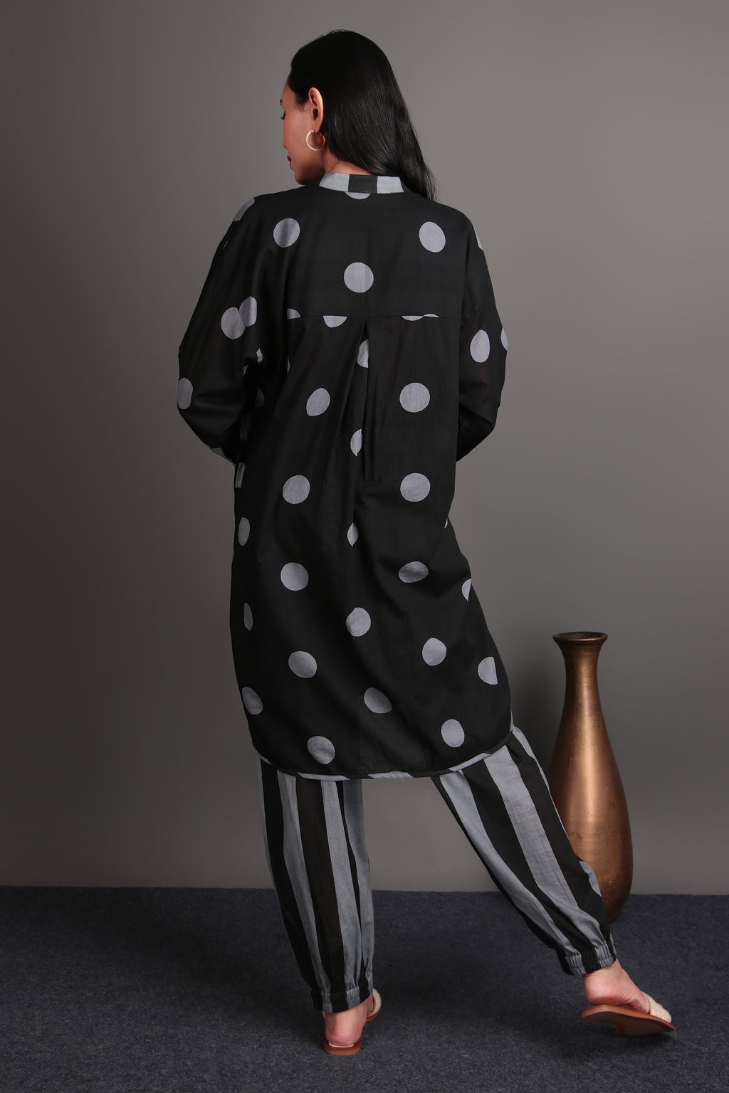 Black harrem suit