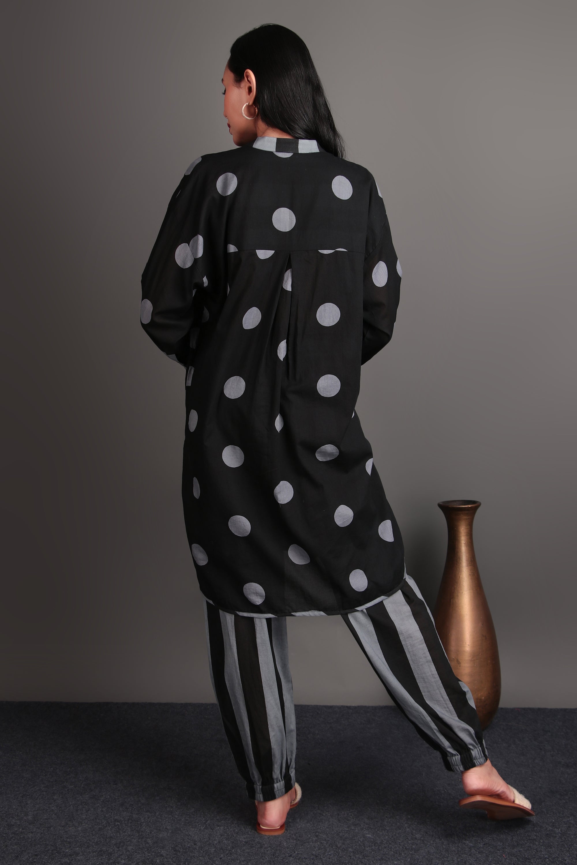 Black harrem suit