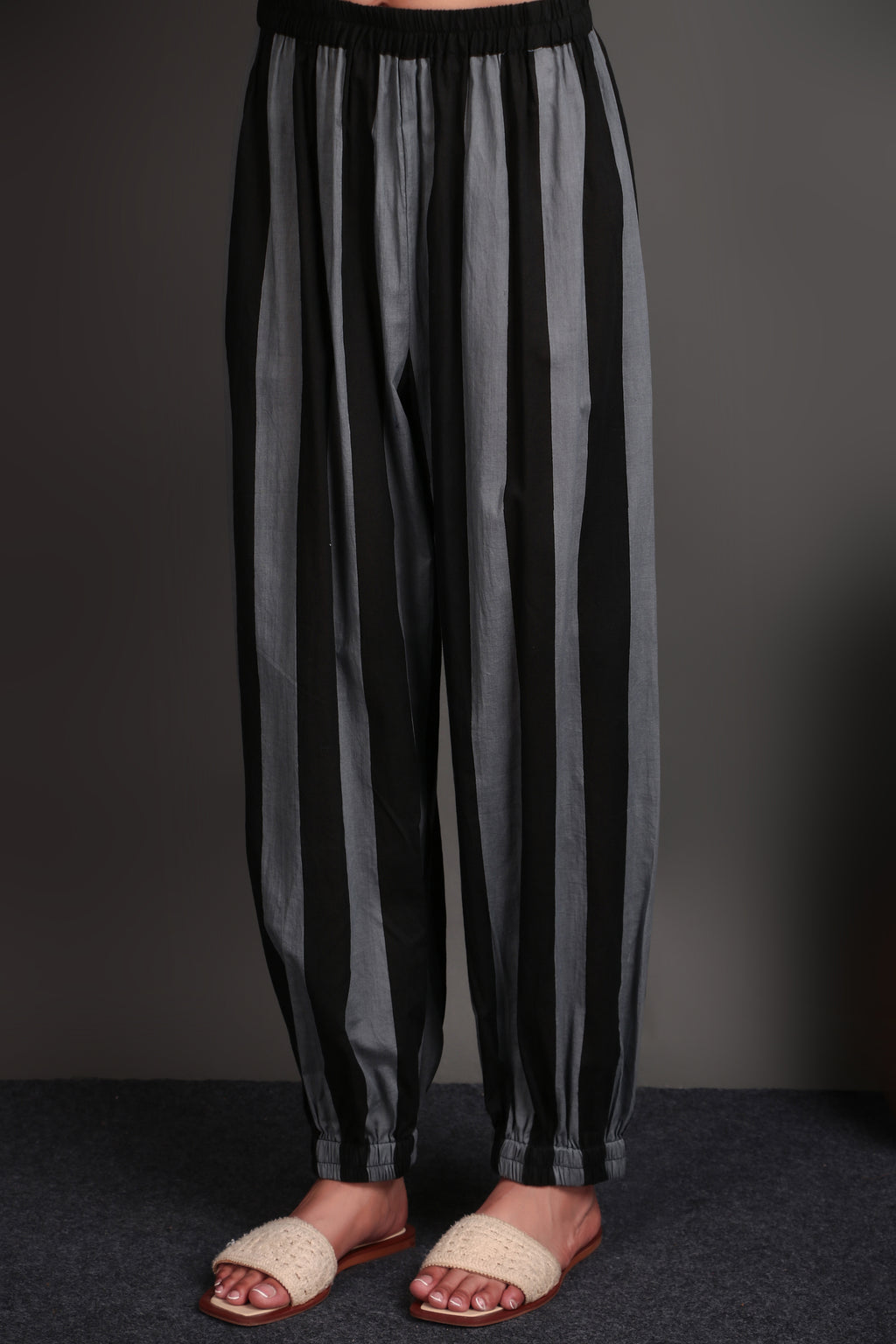 Black harrem suit